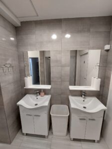 Showers Novska Hostel Suzzzy Rooms Hotel
